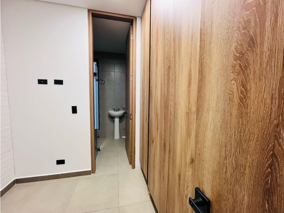 Apartamento en arriendo en El Poblado, Medellín · foto 17 de 24