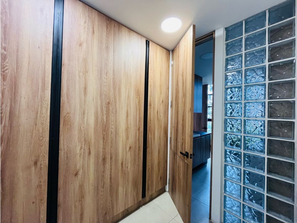 Apartamento en arriendo en El Poblado, Medellín · foto 18 de 24