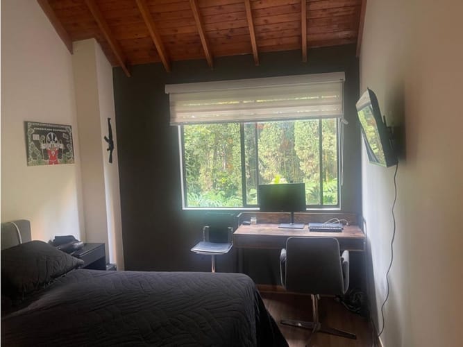 Casa de 3 alcobas en venta en El Poblado, Medellín, 228 m² · foto 14 de 24