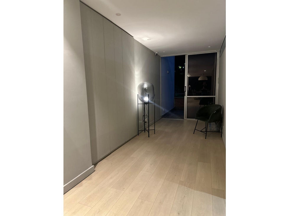 Apartamento en arriendo en El Poblado, Medellín · foto 3 de 9