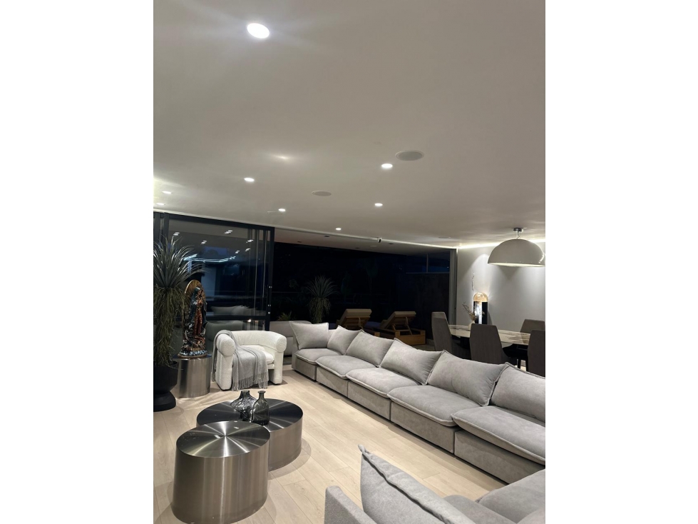 Apartamento en arriendo en El Poblado, Medellín · foto 4 de 9