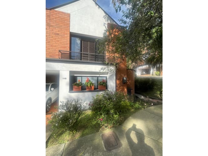 Casa de 3 alcobas en venta en El Poblado, Medellín, 228 m² · foto 16 de 24