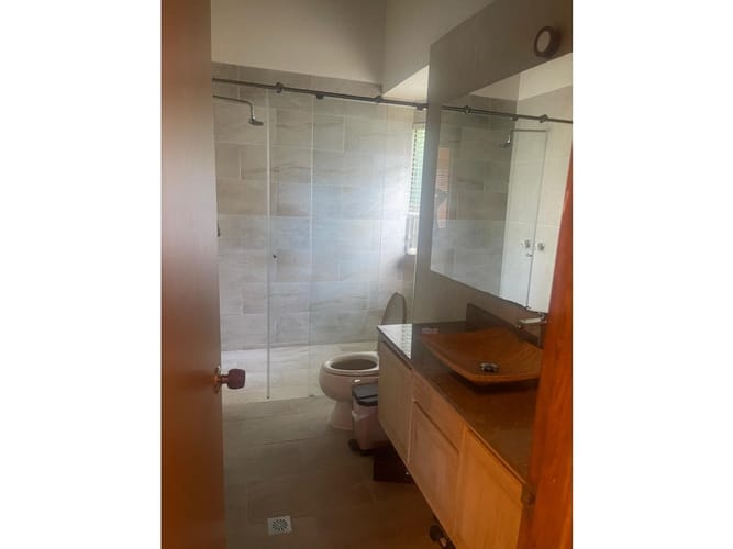 Casa de 3 alcobas en venta en El Poblado, Medellín, 228 m² · foto 20 de 24