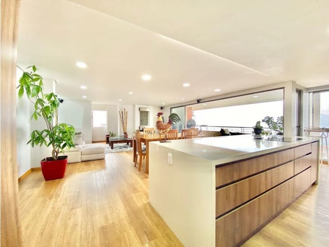 Apartamento de 3 alcobas en arriendo en El Poblado, Medellín, 224 m² · foto 8 de 22