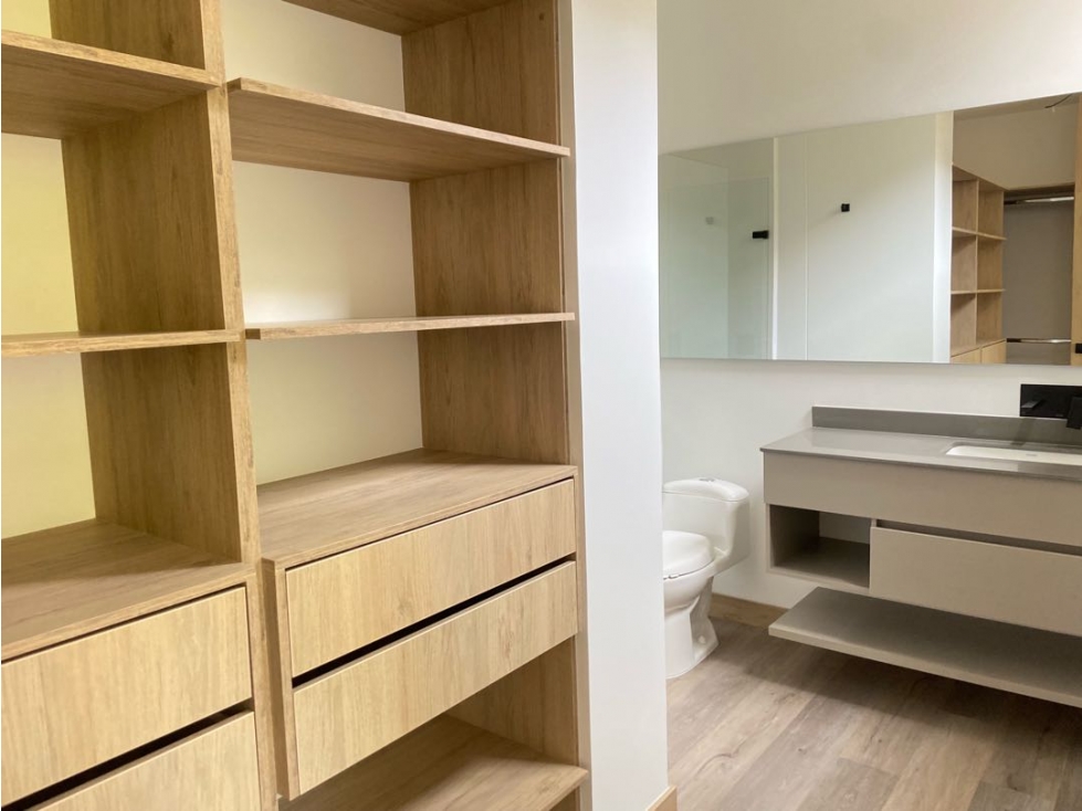 Casa en arriendo en Sajonia, Medellín · foto 13 de 15