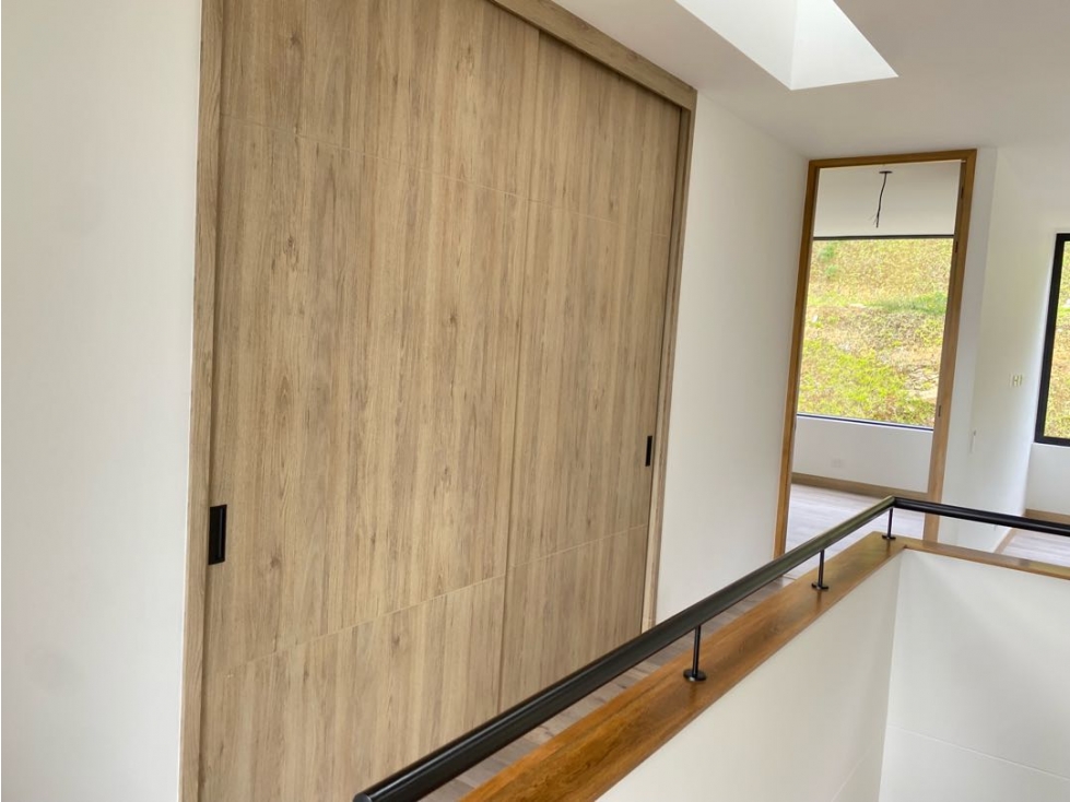Casa en arriendo en Sajonia, Medellín · foto 14 de 15