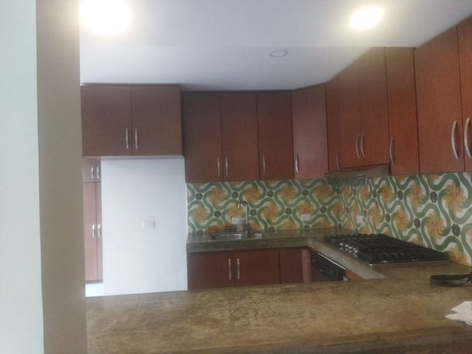 Apartamento de 4 alcobas en venta en Los Rosales, Bogotá, 178 m² · foto 14 de 24