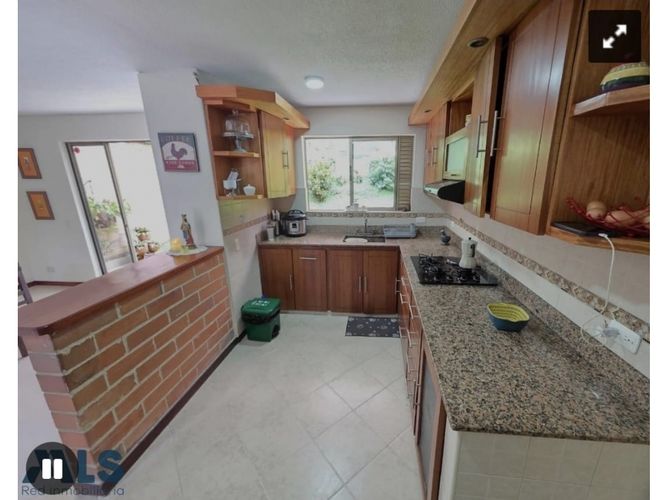 Casa de 4 alcobas en venta en Cañaveralejo, Sabaneta, 208 m² · foto 6 de 24