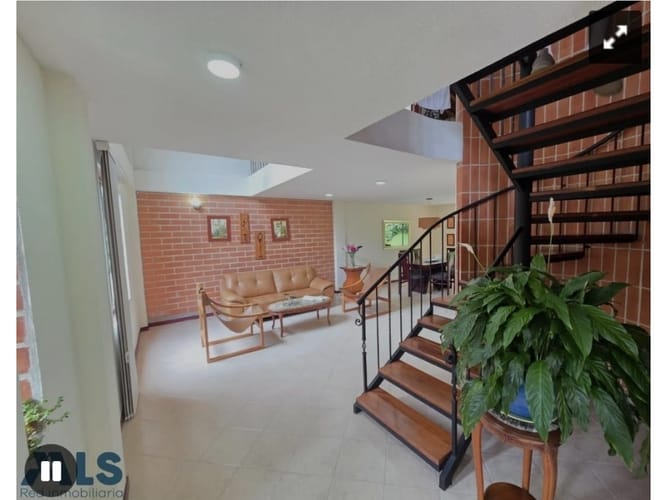Casa de 4 alcobas en venta en Cañaveralejo, Sabaneta, 208 m² · foto 8 de 24