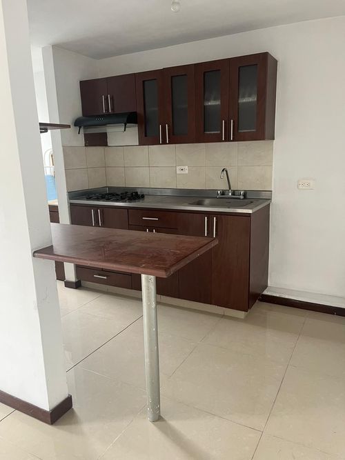 Apartamento de 3 alcobas en venta en Madera, Bello, 65 m² · foto 14 de 15