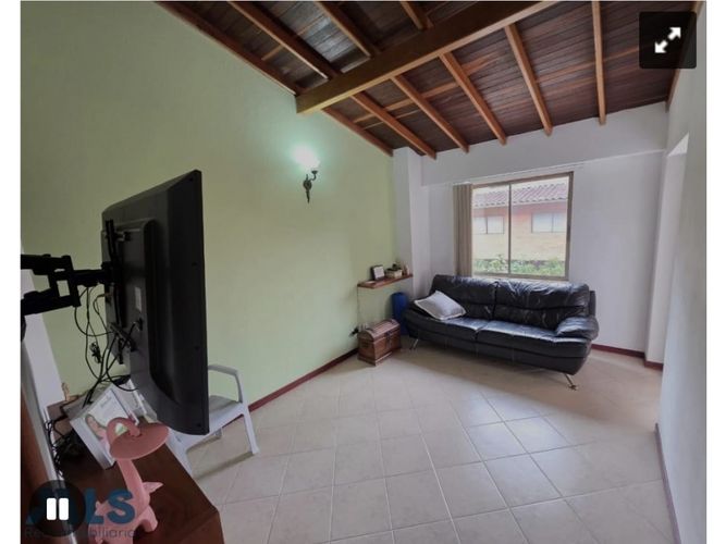 Casa de 4 alcobas en venta en Cañaveralejo, Sabaneta, 208 m² · foto 11 de 24