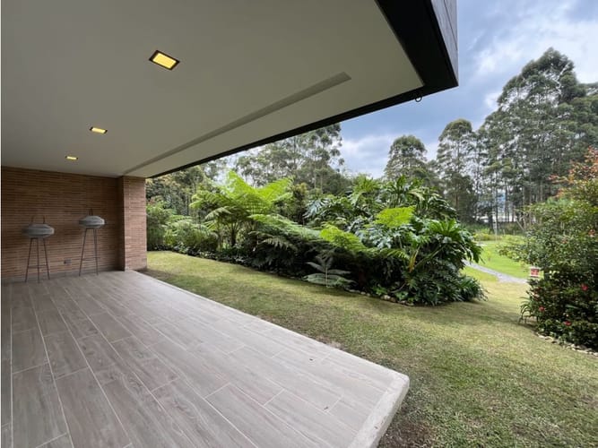 Apartamento de 2 alcobas en arriendo en Llano Grande, Rionegro, 132 m² · foto 11 de 22