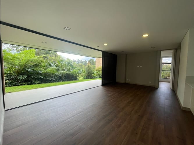 Apartamento de 2 alcobas en arriendo en Llano Grande, Rionegro, 132 m² · foto 3 de 17