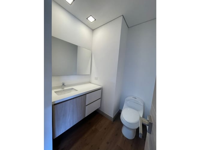 Apartamento de 2 alcobas en arriendo en Llano Grande, Rionegro, 132 m² · foto 9 de 17