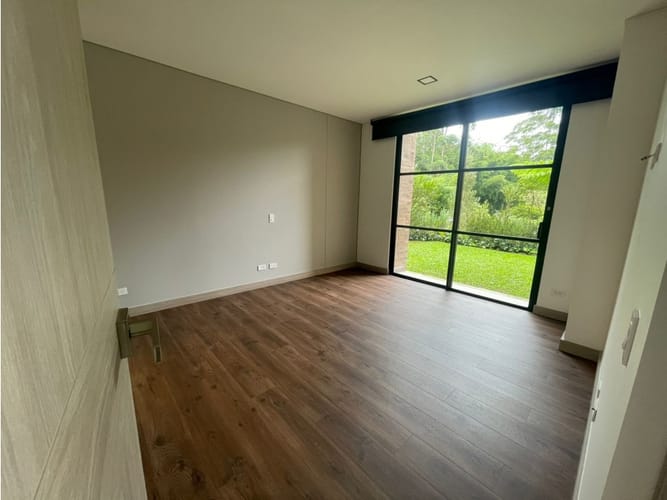 Apartamento de 2 alcobas en arriendo en Llano Grande, Rionegro, 132 m² · foto 10 de 17