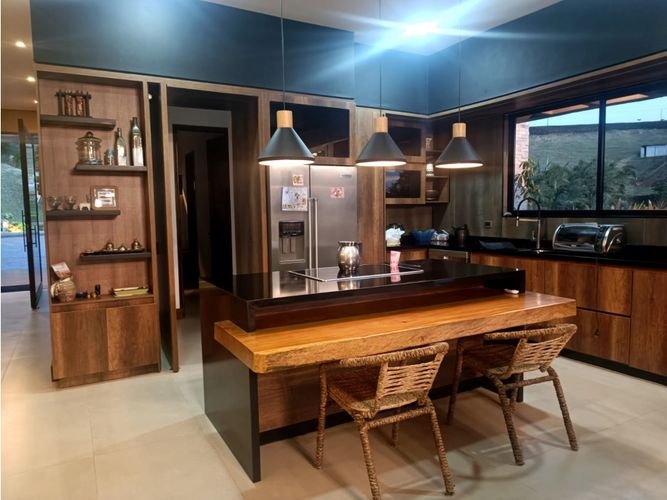 4BR House in Santa ana (380 m²) - 4