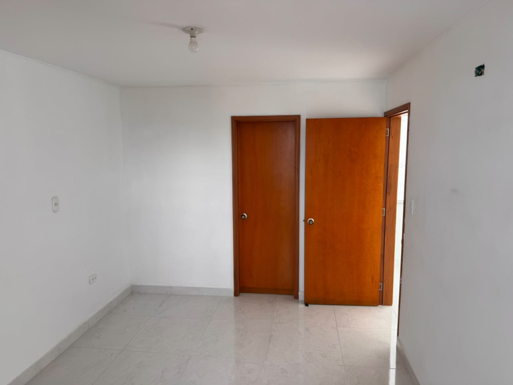 Apartamento en venta en Lleras Restrepo, Cúcuta · foto 8 de 24
