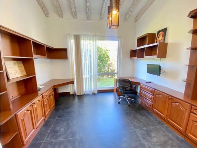 Casa de 3 alcobas en venta en Llano Grande, Rionegro, 300 m² · foto 10 de 24