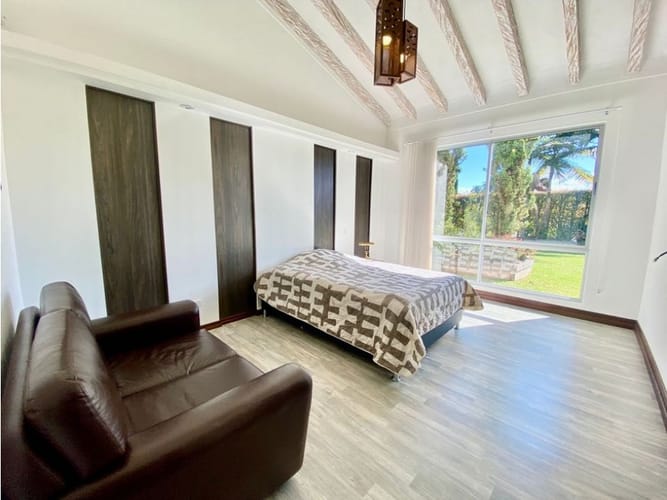 Casa de 3 alcobas en venta en Llano Grande, Rionegro, 300 m² · foto 12 de 24