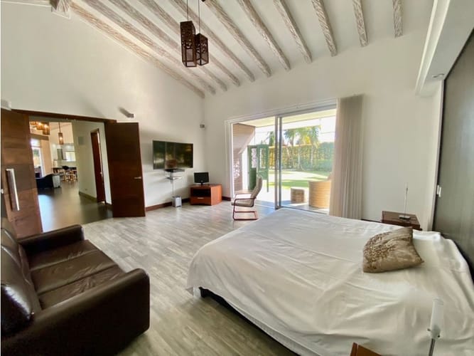 Casa de 3 alcobas en venta en Llano Grande, Rionegro, 300 m² · foto 15 de 24