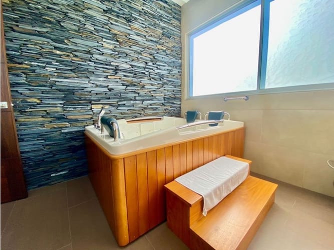 Casa de 3 alcobas en venta en Llano Grande, Rionegro, 300 m² · foto 18 de 24