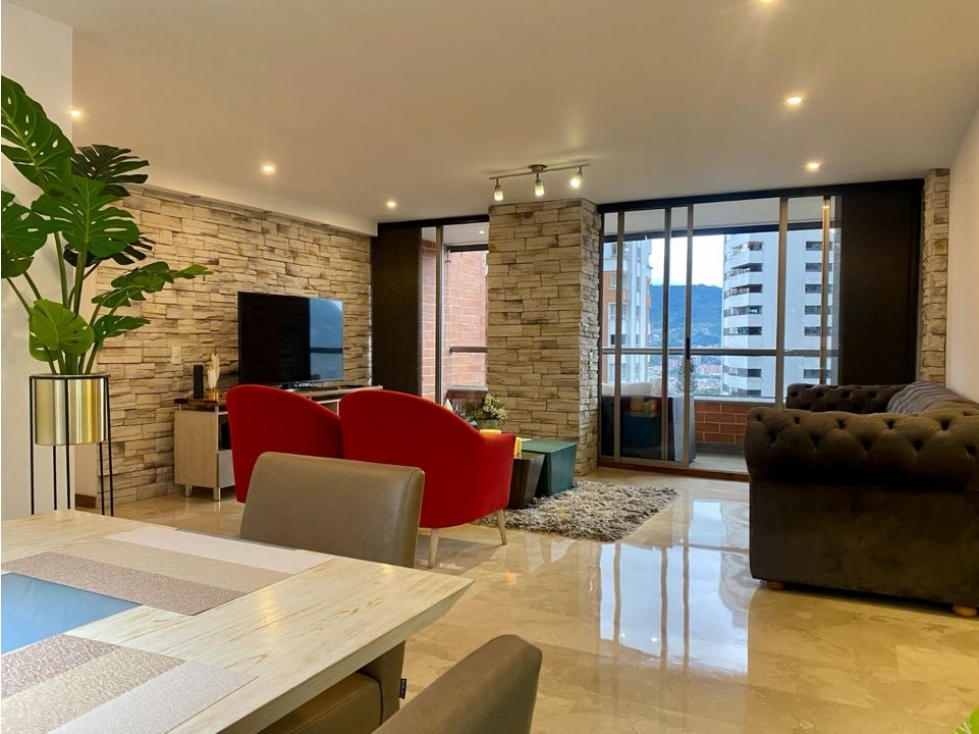 Apartamento en arriendo en El Campestre, Medellín · foto 2 de 23