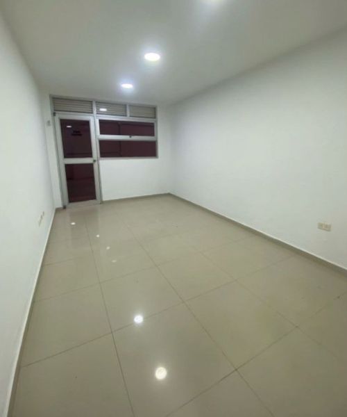 Bodega en arriendo en Las Malvinas, Barranquilla, 820 m² · foto 8 de 17