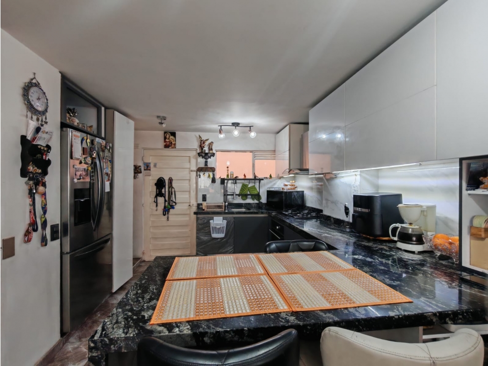 Casa en venta en Ciudad Alsacia, Bogotá · foto 7 de 24