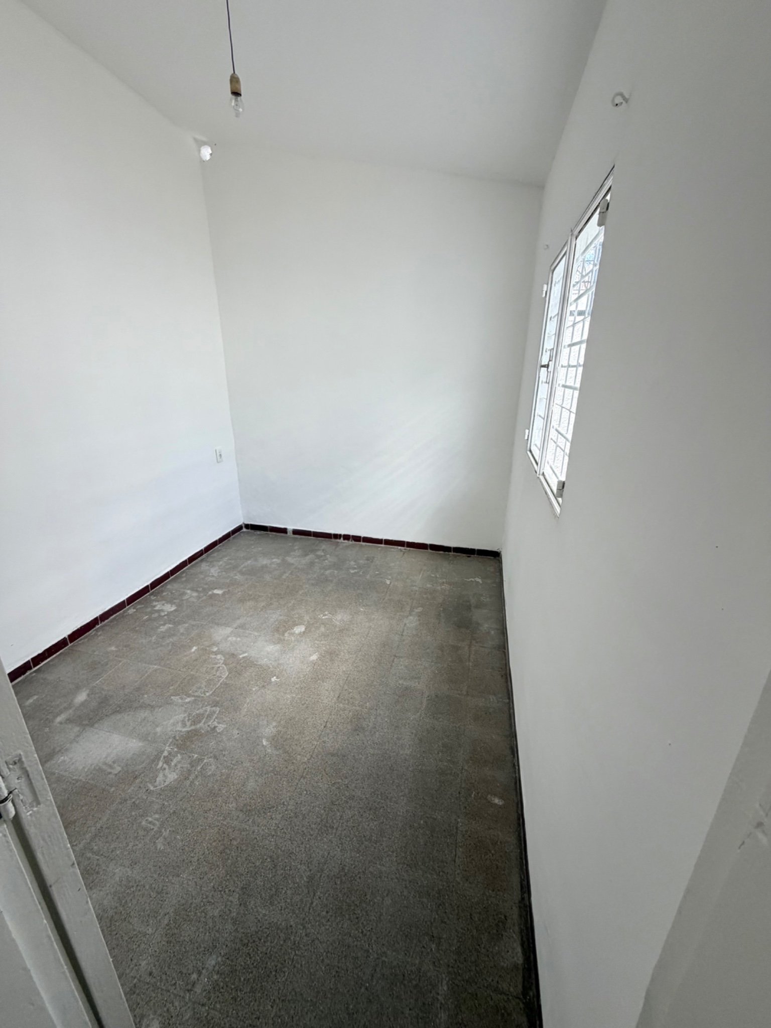 Alquilo muy lindo apartamento de 2 dormitorios y patio con parrillero próx a 8 de Octubre y Larravide. · Foto 10