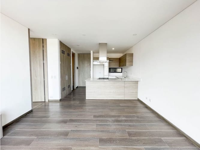 Apartaestudio en venta en Bella Suiza, Bogotá, 61 m² · foto 4 de 11
