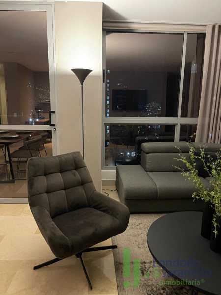 Apartamento en arriendo en Lalinde, Medellín · foto 13 de 16