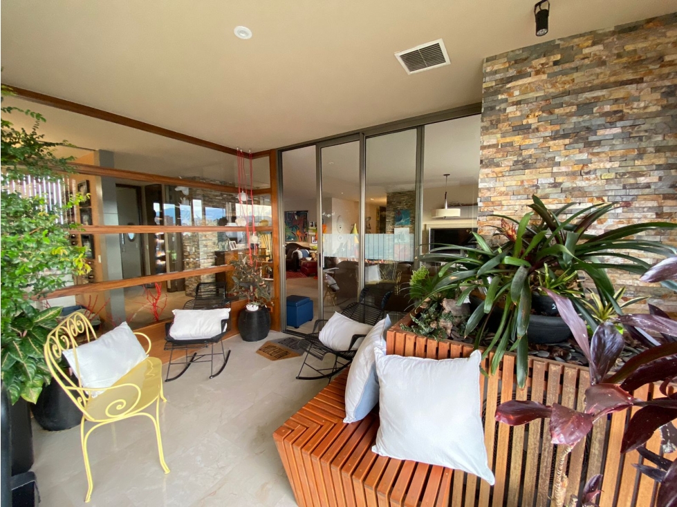 Apartamento en arriendo en Las Palmas, Medellín · foto 2 de 24