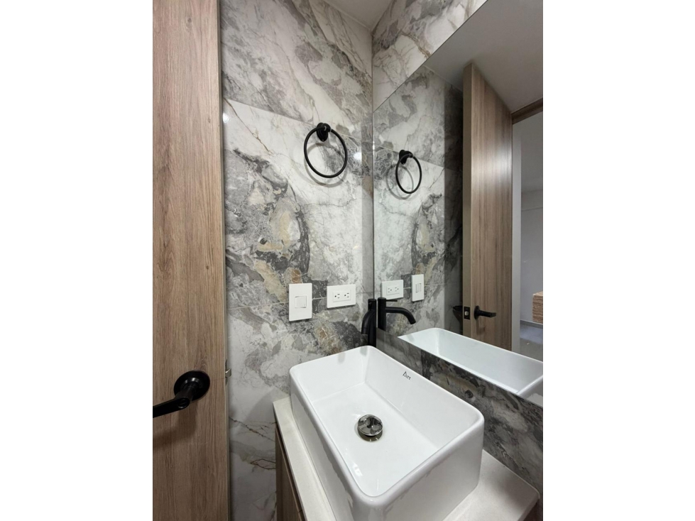Apartamento en venta en San Gabriel, Itagüí · foto 9 de 24