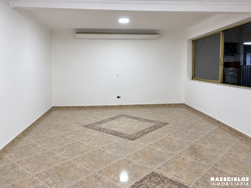Casa en Arriendo en Los colores, Medellín