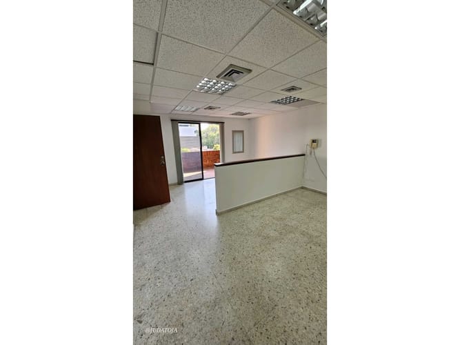 Oficina en venta en San Pedro, Cali, 60 m² · foto 5 de 24