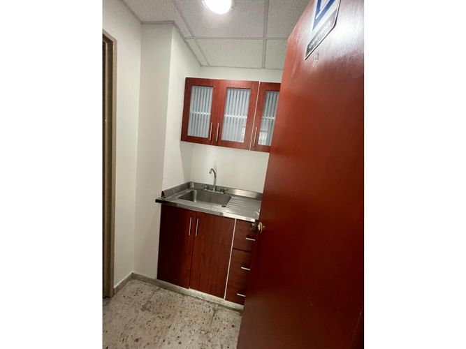 Oficina en venta en San Pedro, Cali, 60 m² · foto 18 de 24