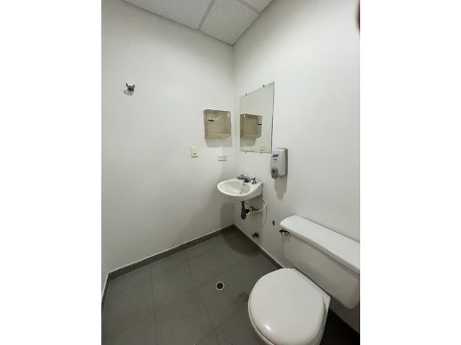 Oficina en venta en San Pedro, Cali, 60 m² · foto 19 de 24