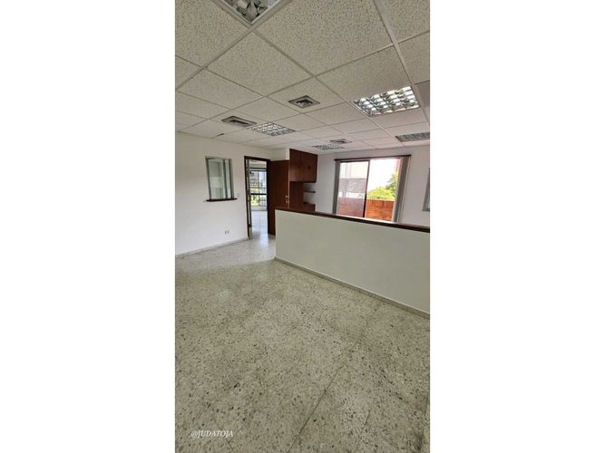 Oficina en arriendo en San Pedro, Cali, 60 m² · foto 7 de 24