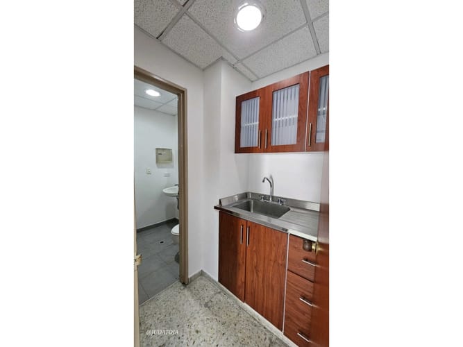 Oficina en arriendo en San Pedro, Cali, 60 m² · foto 23 de 24