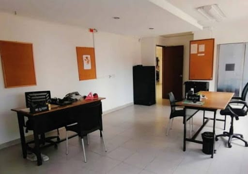 Oficina en arriendo en Estacion Villa, Medellín, 1000 m² · foto 2 de 6