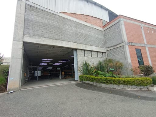 Bodega en arriendo en La Clara, Guarne, 3000 m² · foto 2 de 18