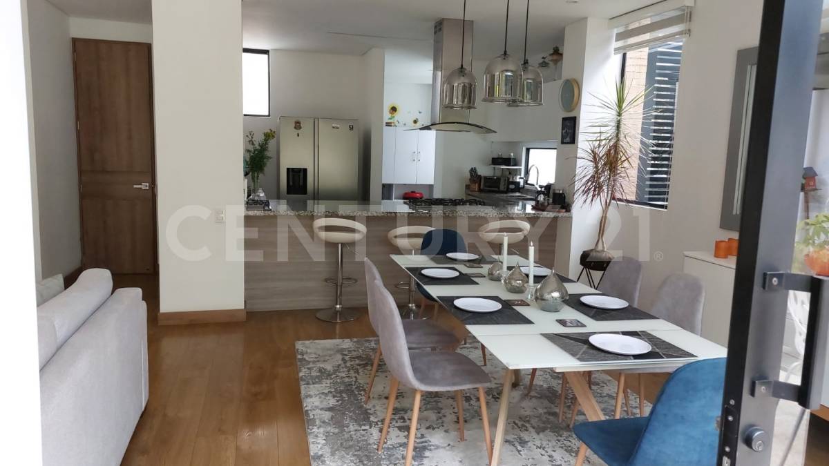 Casa en venta en Chuntame, Cajicá · foto 2 de 21