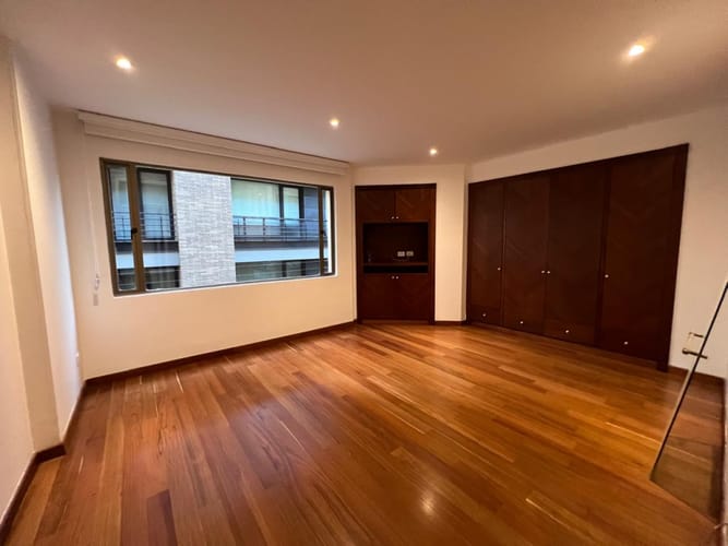 Apartamento de 4 alcobas en arriendo en Chico Norte, Bogotá, 219 m² · foto 24 de 24