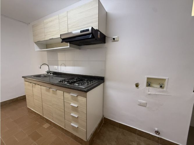Apartamento de 2 alcobas en venta en Centenario, Cali, 180 m² · foto 7 de 17
