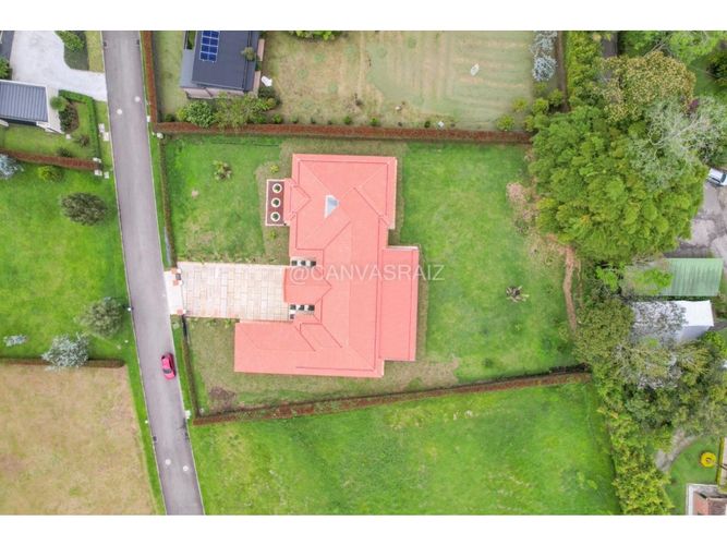 Casa de 4 alcobas en venta en So�Adora, El Carmen de Viboral, 650 m² · foto 8 de 24