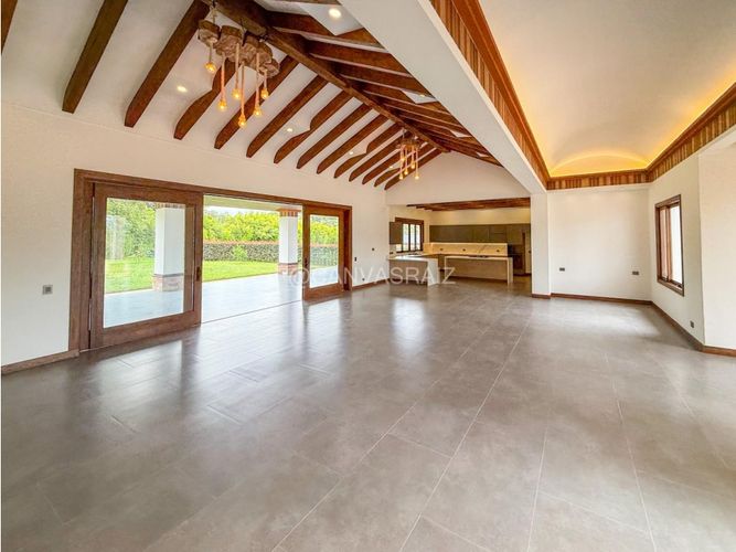 Casa de 4 alcobas en venta en So�Adora, El Carmen de Viboral, 650 m² · foto 11 de 24