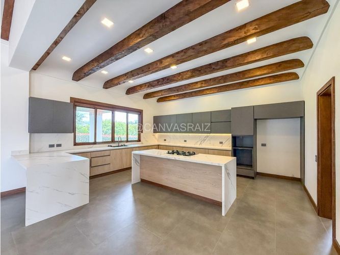 Casa de 4 alcobas en venta en So�Adora, El Carmen de Viboral, 650 m² · foto 14 de 24