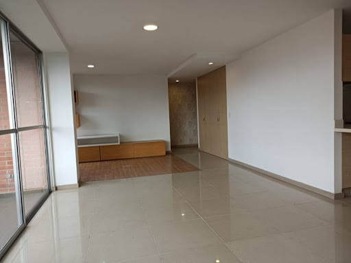 Apartamento de 2 alcobas en arriendo en Santa Maria De Los Angeles, Medellín, 106 m² · foto 2 de 19