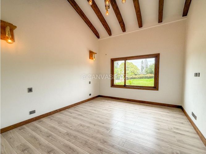 Casa de 4 alcobas en venta en So�Adora, El Carmen de Viboral, 650 m² · foto 17 de 24