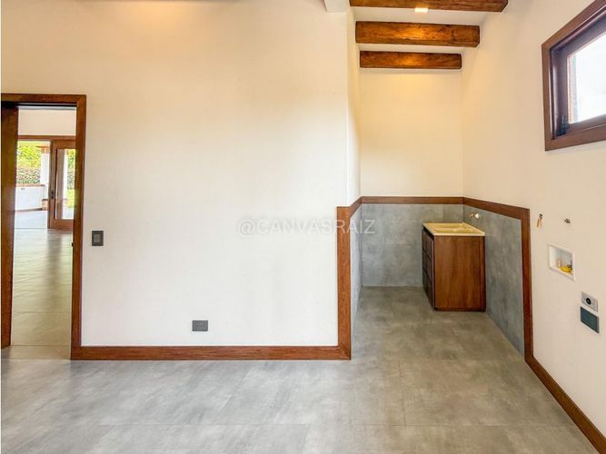 Casa de 4 alcobas en venta en So�Adora, El Carmen de Viboral, 650 m² · foto 23 de 24